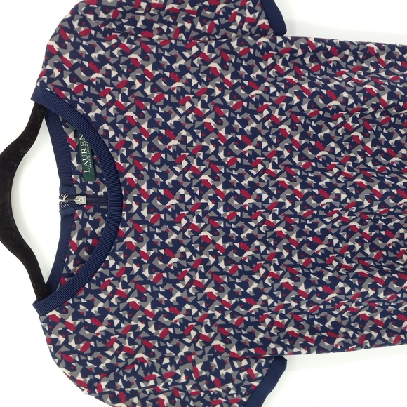 Lauren Ralph Lauren Top Shortsleeve Tee Geometric Print Crewneck Size Small - Picture 3 of 11